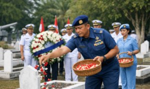 Semangat Juang Tak Pernah Padam, Danlanal Bintan Pimpin Ziarah Rombongan Peringati HUT Ke-81 TNI Angkatan Laut Featured Image Semangat Juang Tak Pernah Padam, Danlanal Bintan Pimpin Ziarah Rombongan Peringati HUT Ke-81 TNI Angkatan Laut